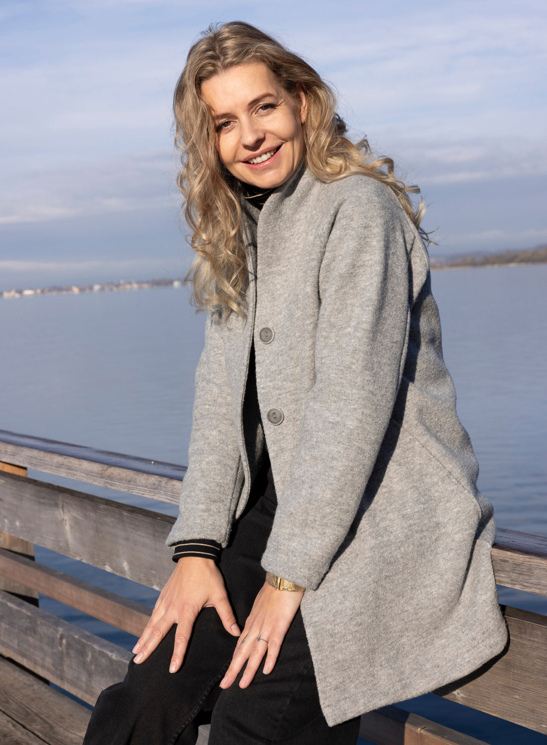 DISANA Women's Coat in Boiled Organic Merino Wool