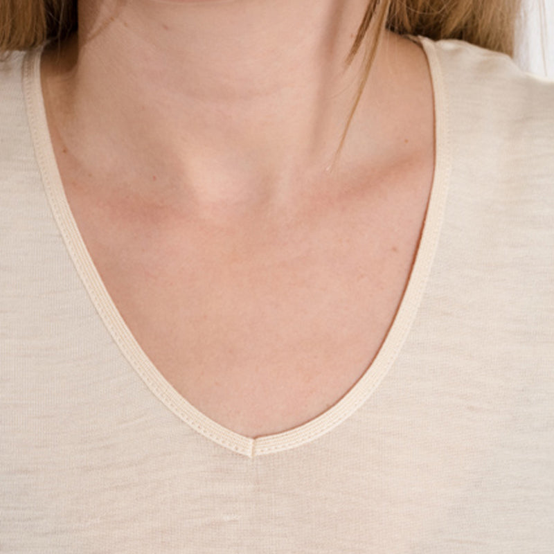 HOCOSA Organic Wool/Silk Women's Long-Sleeve V-Neck Undershirt